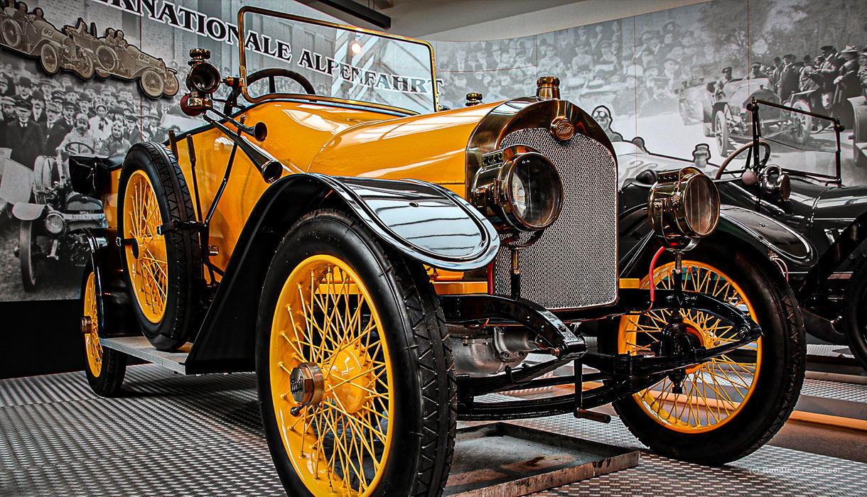 Experience Automobile History